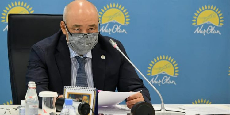 Ө.Шөкеев: «Жол картасын» жанашырлықпен атқаруды талап етемін»