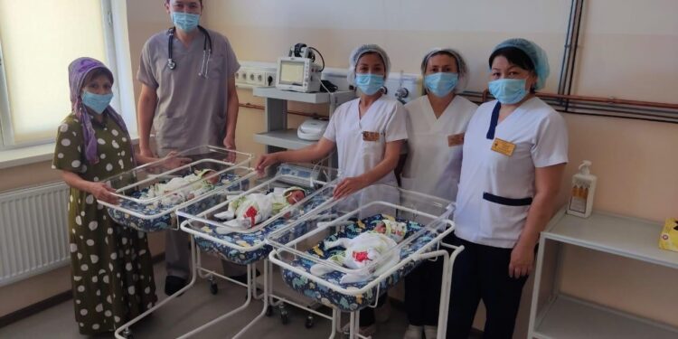 Түркістанда 6 баланың анасы үшем босанды