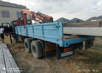 Қайнарбұлақ елдімекенінде электр бағаналары орнатылуда