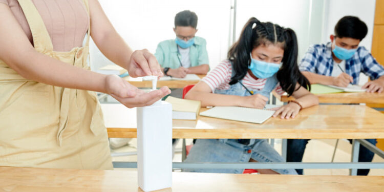 Түркістан: Биыл оқу дәстүрлі форматта жүргізіледі