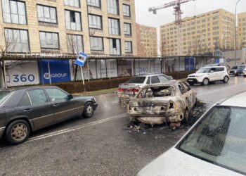 Жансын, қирасын, формаларыңды шешіңдер- Шымкентте бұзақылар өрт сөндірушілерге осындай талап қойған