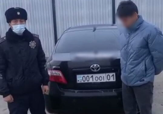Көлігіне жалған нөмір тағып жүрген азамат жауапқа тартылды