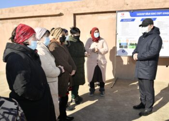 Қала әкімі Абай ауданы тұрғындарымен кездесті