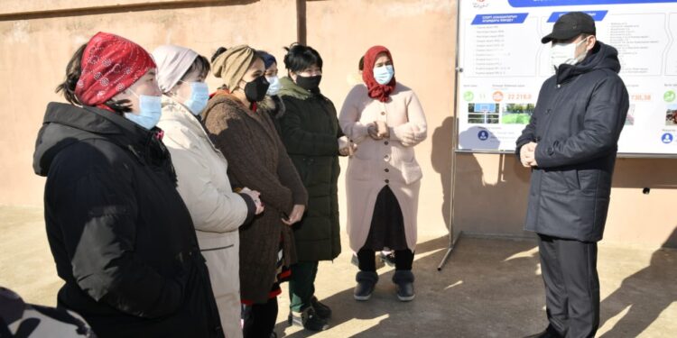 Қала әкімі Абай ауданы тұрғындарымен кездесті