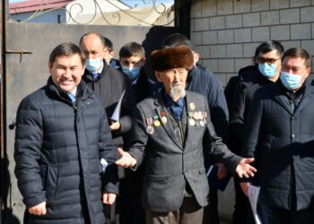 Игілік тұрғын алабының 11 көшесіне асфальт төселеді