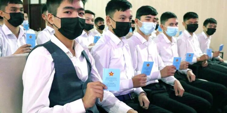 Болашақ отан қорғаушыларға тіркеу куәліктері табыс етілді