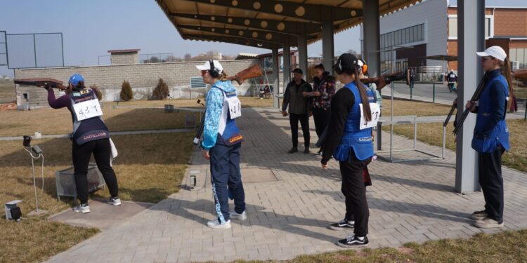 Шымкентте стенд атудан ҚР кубогы өтуде