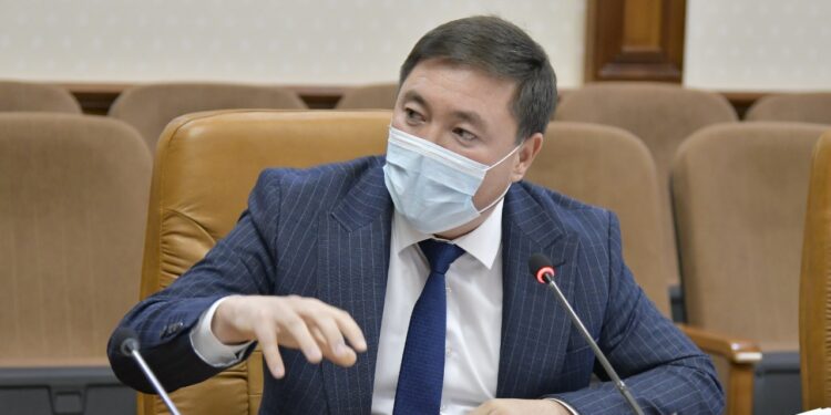 Шымкентте биыл 300 шақырым жол жөнделеді