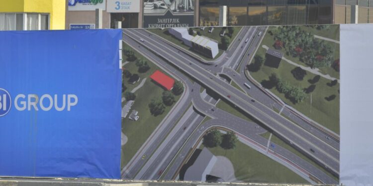 Шымкент әкімі үш деңгейлі жолайрық құрылысымен танысты