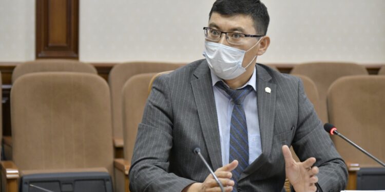 Жұмыскерлердің еңбек құқығын қорғау заңнамасына өзгерістер енгізу үшін ұсыныстар әзірленуде