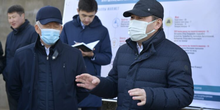 Қала әкімі нұршуақ шағын аудан тұрғындарының мәселесін тыңдады