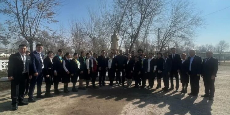 Жаңарған аллея көңілге қуаныш сыйлады