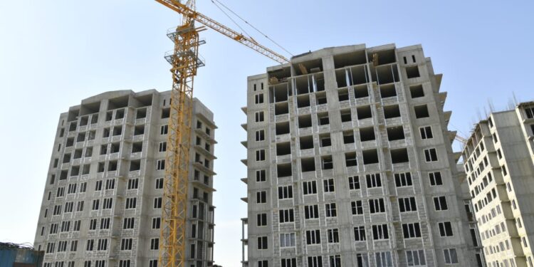 Шымкент әкімі тұрғын үй құрылысын аралады