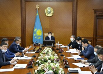 Қала әкімінің төрағалығымен аппараттық жиын өтті