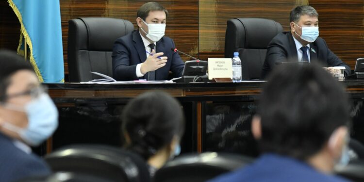 Мәслихат дербестігі артады