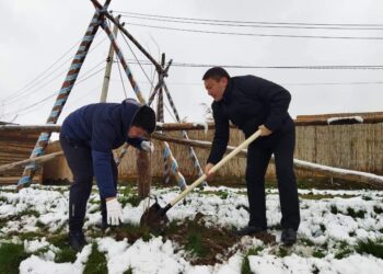 Құқық қорғау саласының өкілдері тал екті