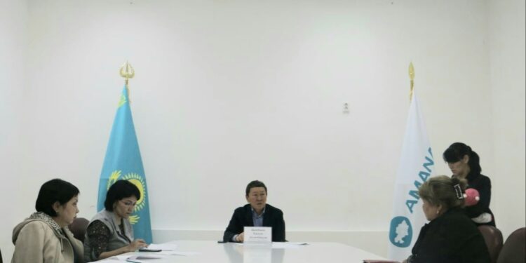 Азаматтарды қабылдау жалғасуда