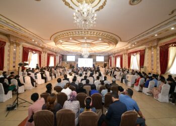 Қала әкімі Абай ауданының тұрғындарымен кездесті