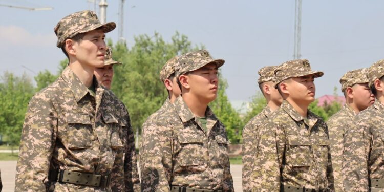 Шымкенттік құрама жас сарбаздармен толықты