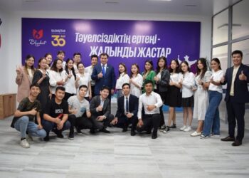 ҚР Парламенті Сенатының депутаты белсенді жастармен кездесті