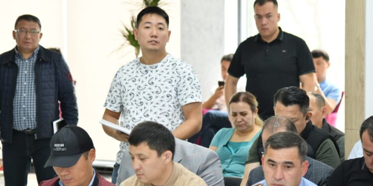 Тұрғындар көтерген мәселелер шешімін тауып келеді