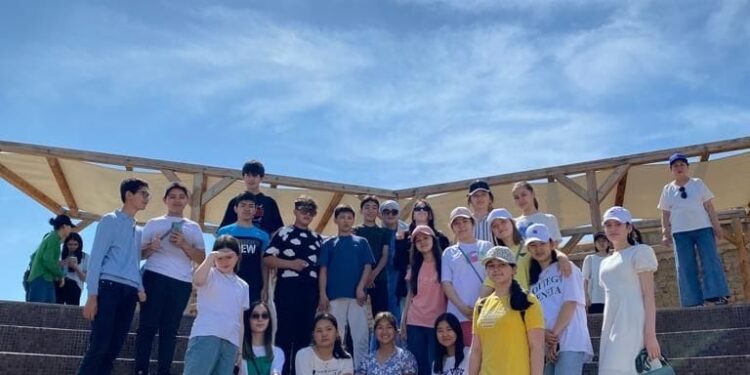 Шымкентте балалар туризм апталығы басталды