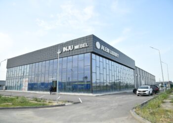 Қала әкімі жаңа кәсіпорындарды аралады