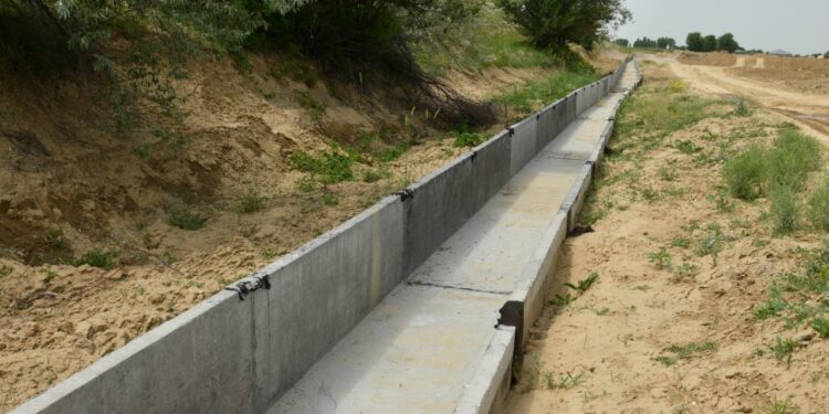 М.Әйтенов каналдардың жағдайын тексерді