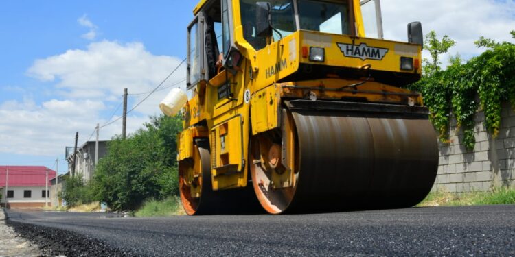 Шымкентте биыл 348 шақырым жол жөндеуден өтті