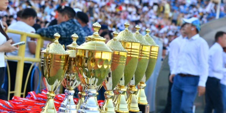 «ШЫМКЕНТ ЖАСТАР ЛИГАСЫНЫҢ» ЖЕҢІМПАЗДАРЫ МАРАПАТТАЛДЫ