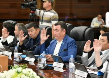 Қала мәслихатының кезекті сессиясы өтті