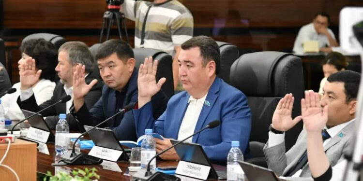 Қала мәслихатының кезекті сессиясы өтті