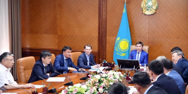 Әл-Фараби ауданында биыл 50 аула абаттандырылмақ