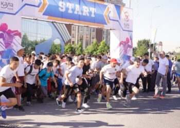 Бұқаралық жүгіруге бес жүзден астам қала тұрғыны қатысты