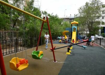 Жаңа ойын алаңшасы пайдалануға берілді