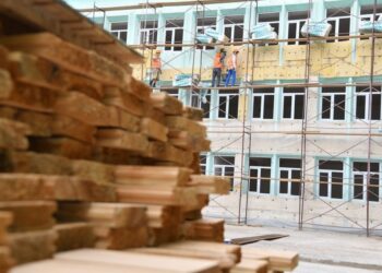 №11 мектеп күрделі жөндеуден өтуде