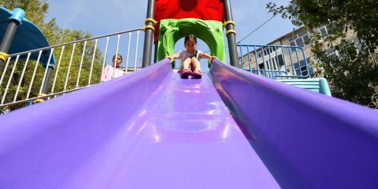 Әл-Фараби ауданында 4 аула пайдалануға берілді