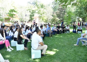 Кезекті кездесу Еңбекші ауданы жастарымен өтті