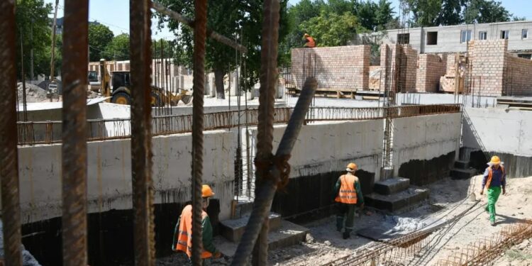 М.Әйтенов: «бес жылда 101 мектеп салынады»