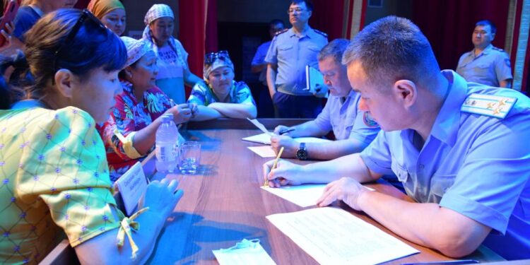 250-ге жуық азаматтың өтініші тыңдалды