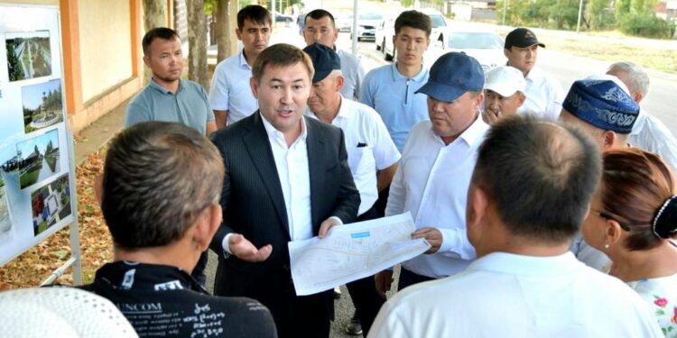 М.Әйтенов тұрғындармен кездесті