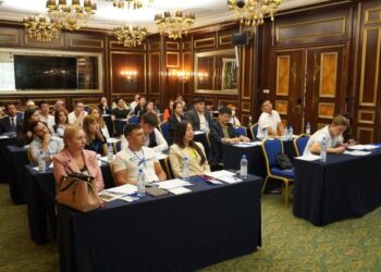 Келген туристті күтіп алу үшін де біліктілік керек