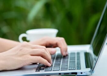 Мемлекеттік грантқа өтінім беруден қалып кетпеңіз!