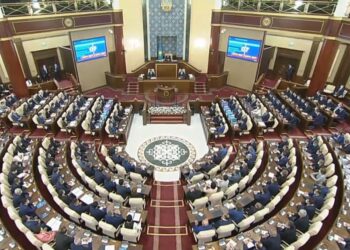 Президенттің қатысуымен ҚР парламенті палаталарының бірлескен отырысы басталды