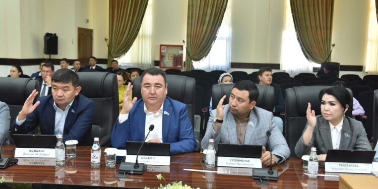 Шымкентте 6 емхана, 1 перзентхана салынбақ