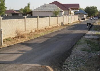 Алтынтөбеде  асфальт төсеу жұмыстары жалғасуда