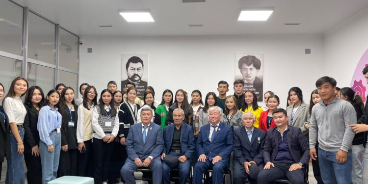 Дұрыс ұстанымдағы жастар тура жолдан адаспайды