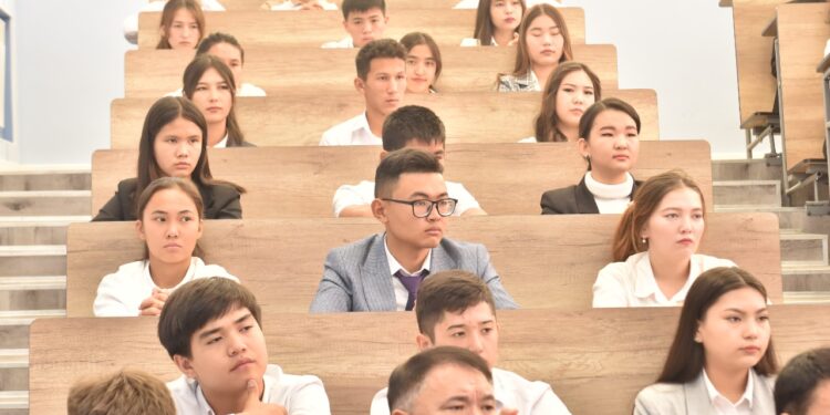 Адами капиталды дамыту-басты назарда