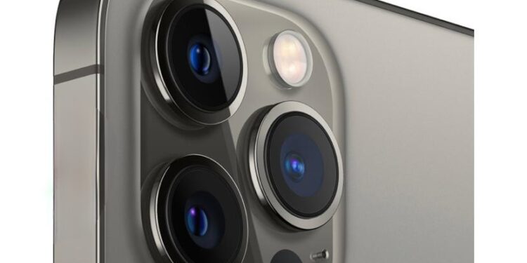 Жыл бойы ақы төлеген смартфоны істен шыққан