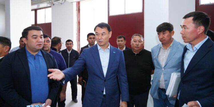 ТҮРКІСТАН: «TURAN» АРНАЙЫ ЭКОНОМИКАЛЫҚ АЙМАҒЫ ИНФРАҚҰРЫЛЫММЕН ҚАМТЫЛЫП ЖАТЫР